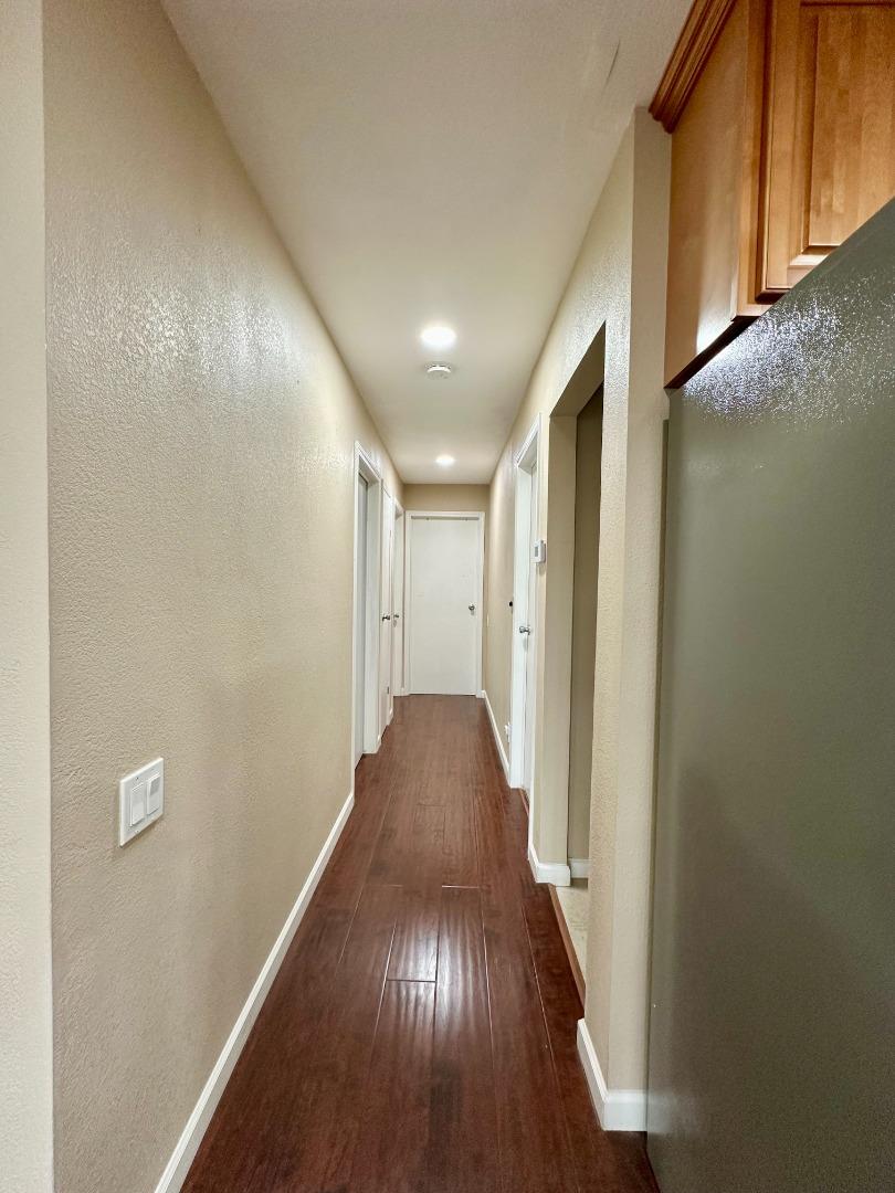 Detail Gallery Image 10 of 25 For 547 Mountain Home Dr #68,  San Jose,  CA 95136 - 3 Beds | 3 Baths