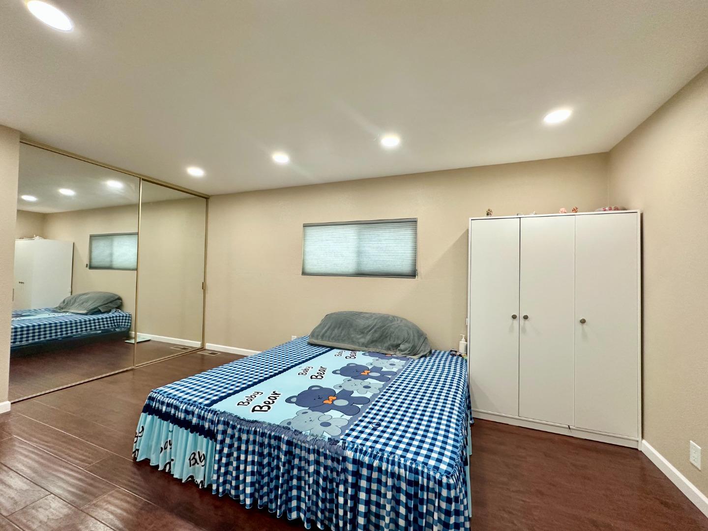 Detail Gallery Image 15 of 25 For 547 Mountain Home Dr #68,  San Jose,  CA 95136 - 3 Beds | 3 Baths