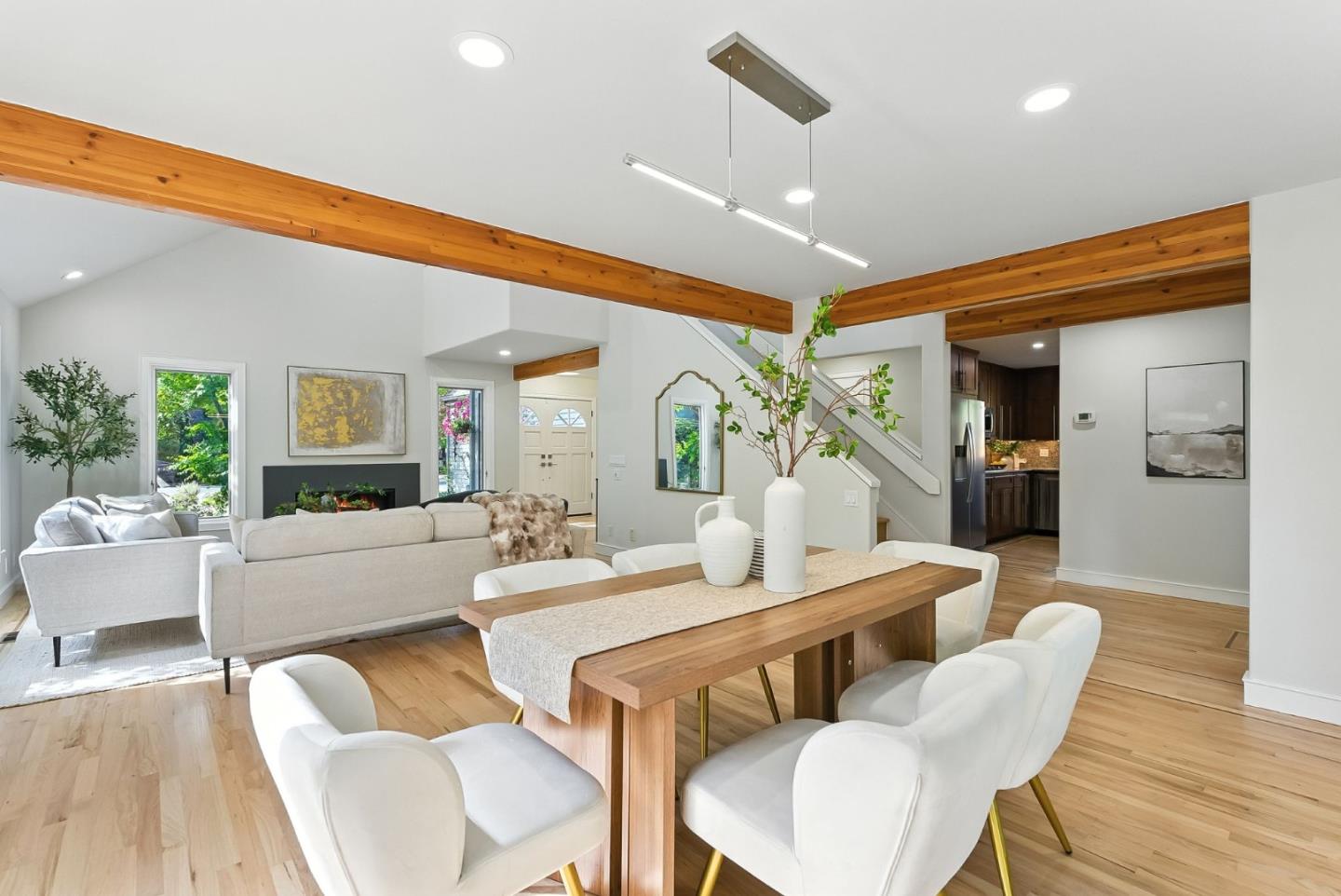 Detail Gallery Image 14 of 63 For 715 Matadero Ave, Palo Alto,  CA 94306 - 4 Beds | 3 Baths