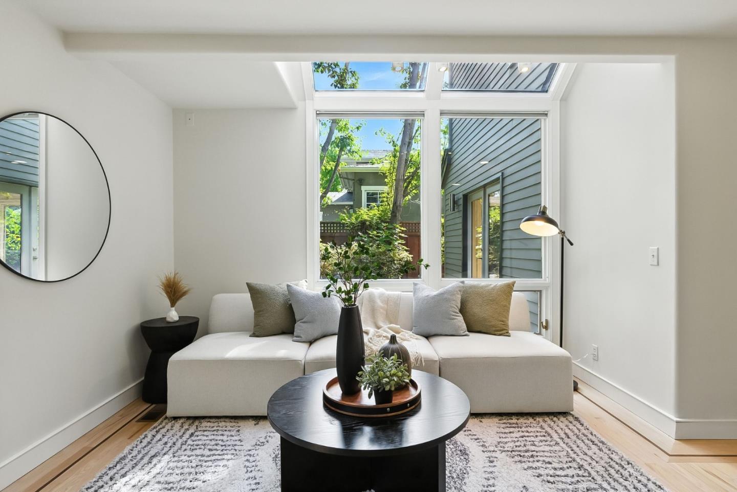 Detail Gallery Image 25 of 63 For 715 Matadero Ave, Palo Alto,  CA 94306 - 4 Beds | 3 Baths