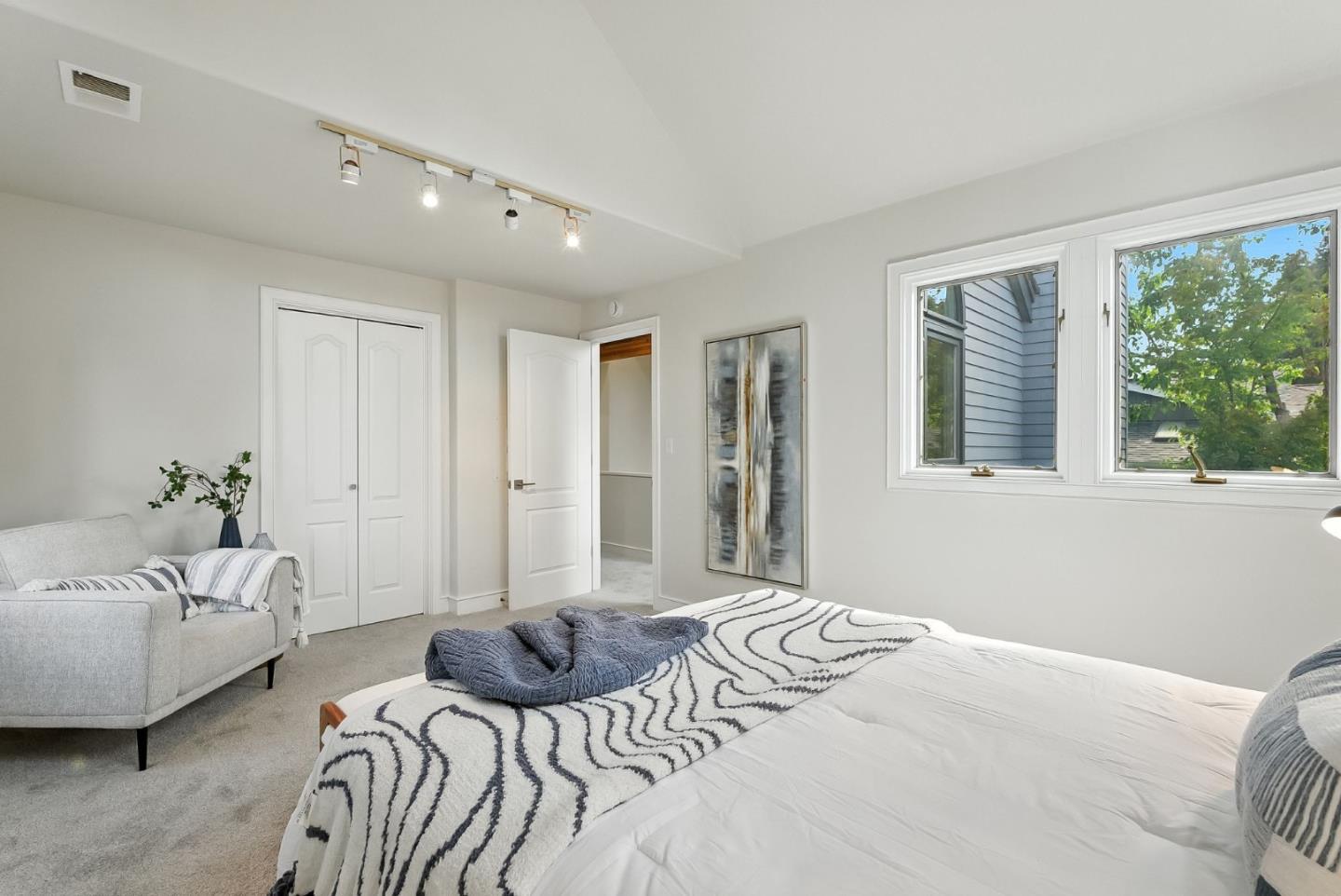 Detail Gallery Image 38 of 63 For 715 Matadero Ave, Palo Alto,  CA 94306 - 4 Beds | 3 Baths