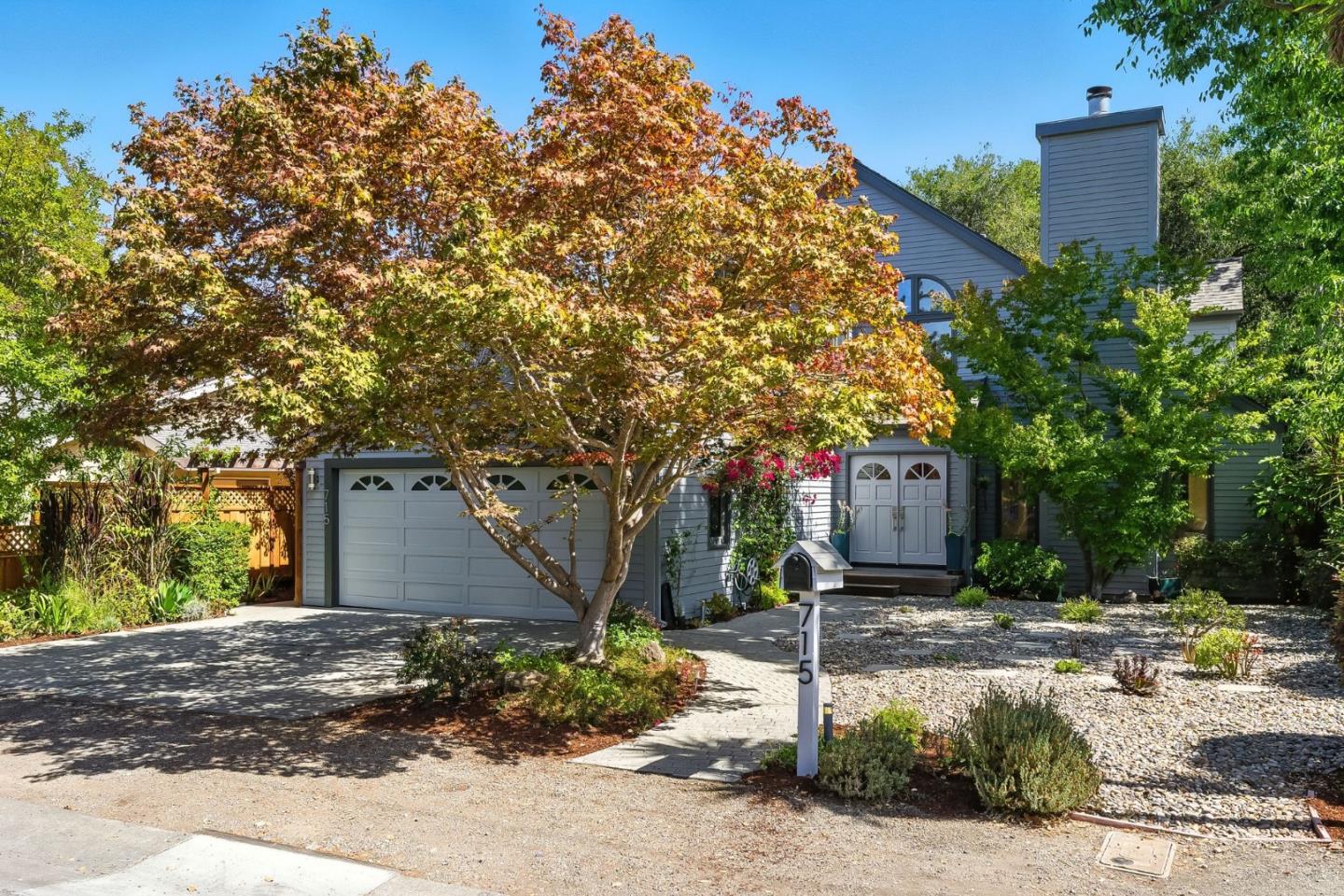 Detail Gallery Image 4 of 63 For 715 Matadero Ave, Palo Alto,  CA 94306 - 4 Beds | 3 Baths