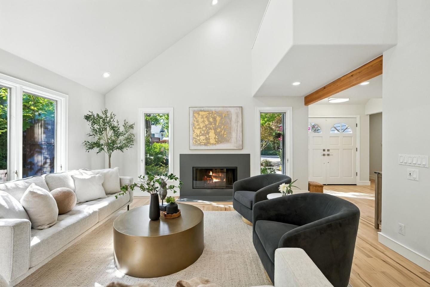 Detail Gallery Image 9 of 63 For 715 Matadero Ave, Palo Alto,  CA 94306 - 4 Beds | 3 Baths