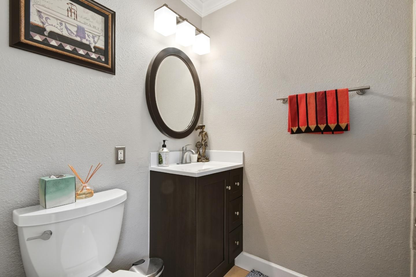 Detail Gallery Image 19 of 49 For 4410 Clovewood Ln, Pleasanton,  CA 94588 - 4 Beds | 3 Baths