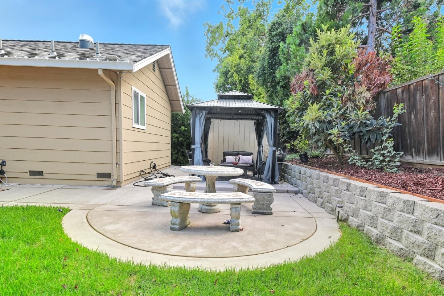Detail Gallery Image 30 of 49 For 4410 Clovewood Ln, Pleasanton,  CA 94588 - 4 Beds | 3 Baths