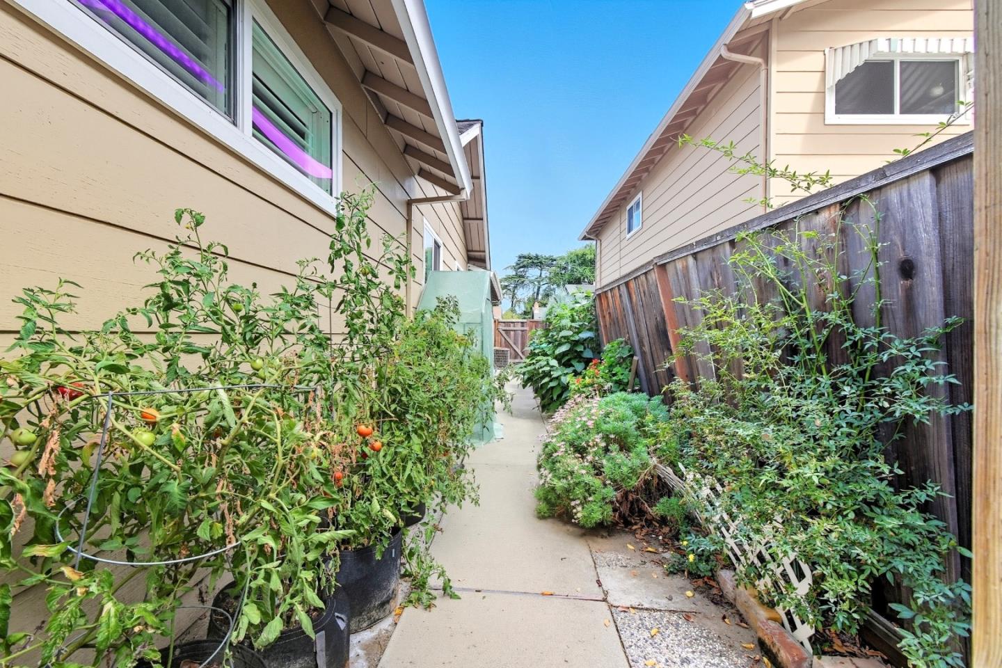 Detail Gallery Image 32 of 49 For 4410 Clovewood Ln, Pleasanton,  CA 94588 - 4 Beds | 3 Baths