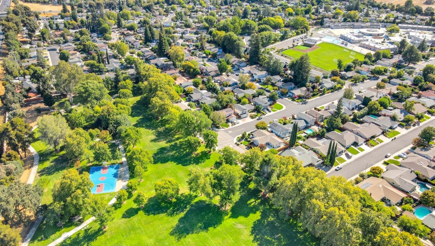 Detail Gallery Image 38 of 49 For 4410 Clovewood Ln, Pleasanton,  CA 94588 - 4 Beds | 3 Baths