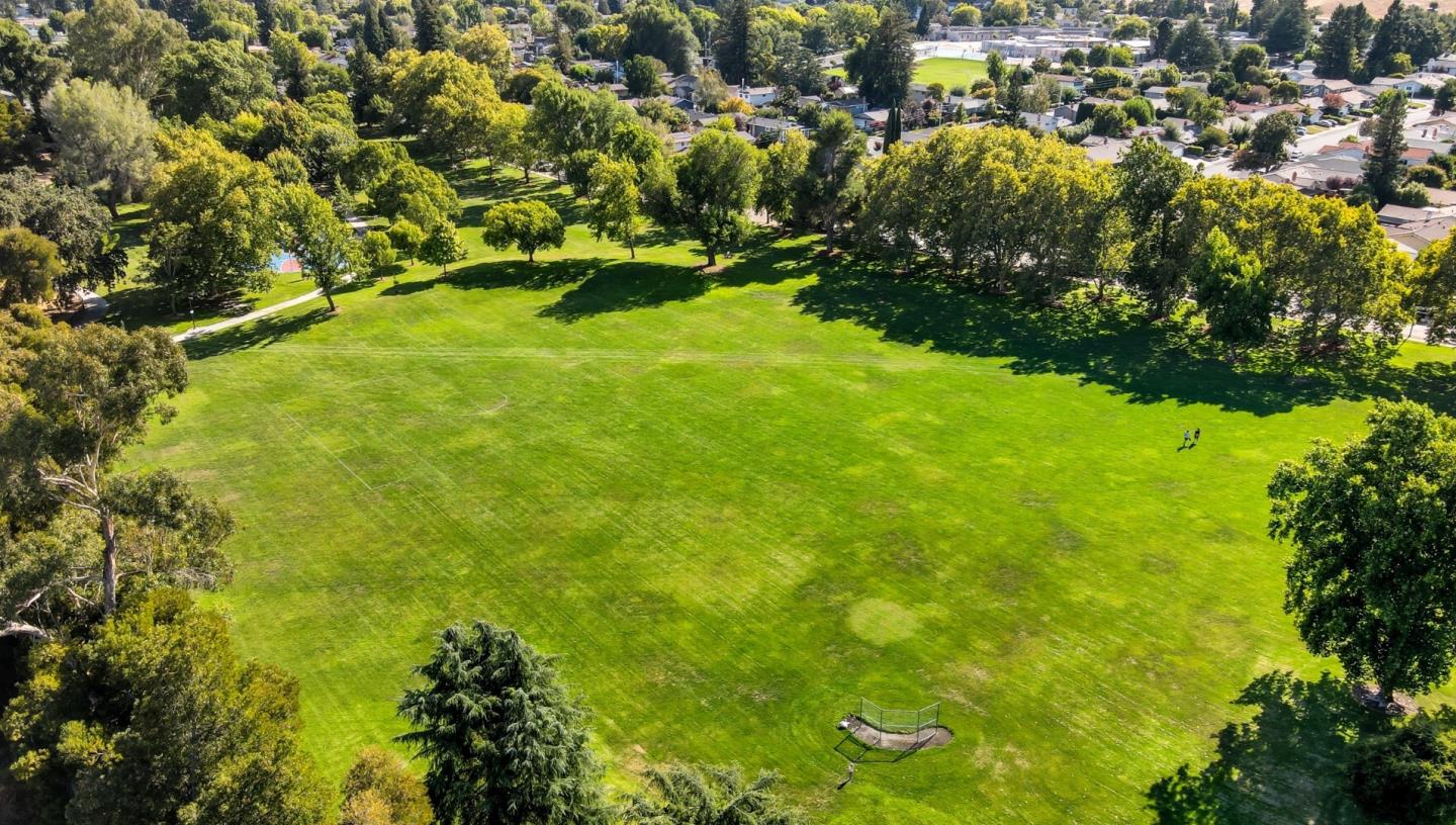 Detail Gallery Image 41 of 49 For 4410 Clovewood Ln, Pleasanton,  CA 94588 - 4 Beds | 3 Baths