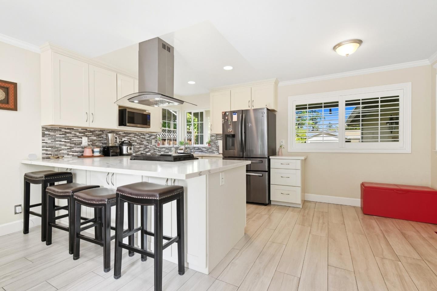 Detail Gallery Image 6 of 49 For 4410 Clovewood Ln, Pleasanton,  CA 94588 - 4 Beds | 3 Baths