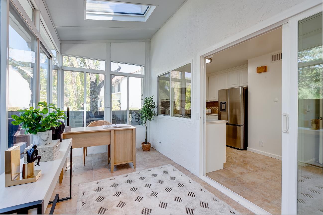 Detail Gallery Image 12 of 28 For 22035 Mcclellan Rd, Cupertino,  CA 95014 - 3 Beds | 2/1 Baths