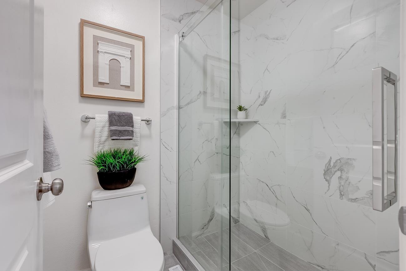 Detail Gallery Image 18 of 28 For 22035 Mcclellan Rd, Cupertino,  CA 95014 - 3 Beds | 2/1 Baths