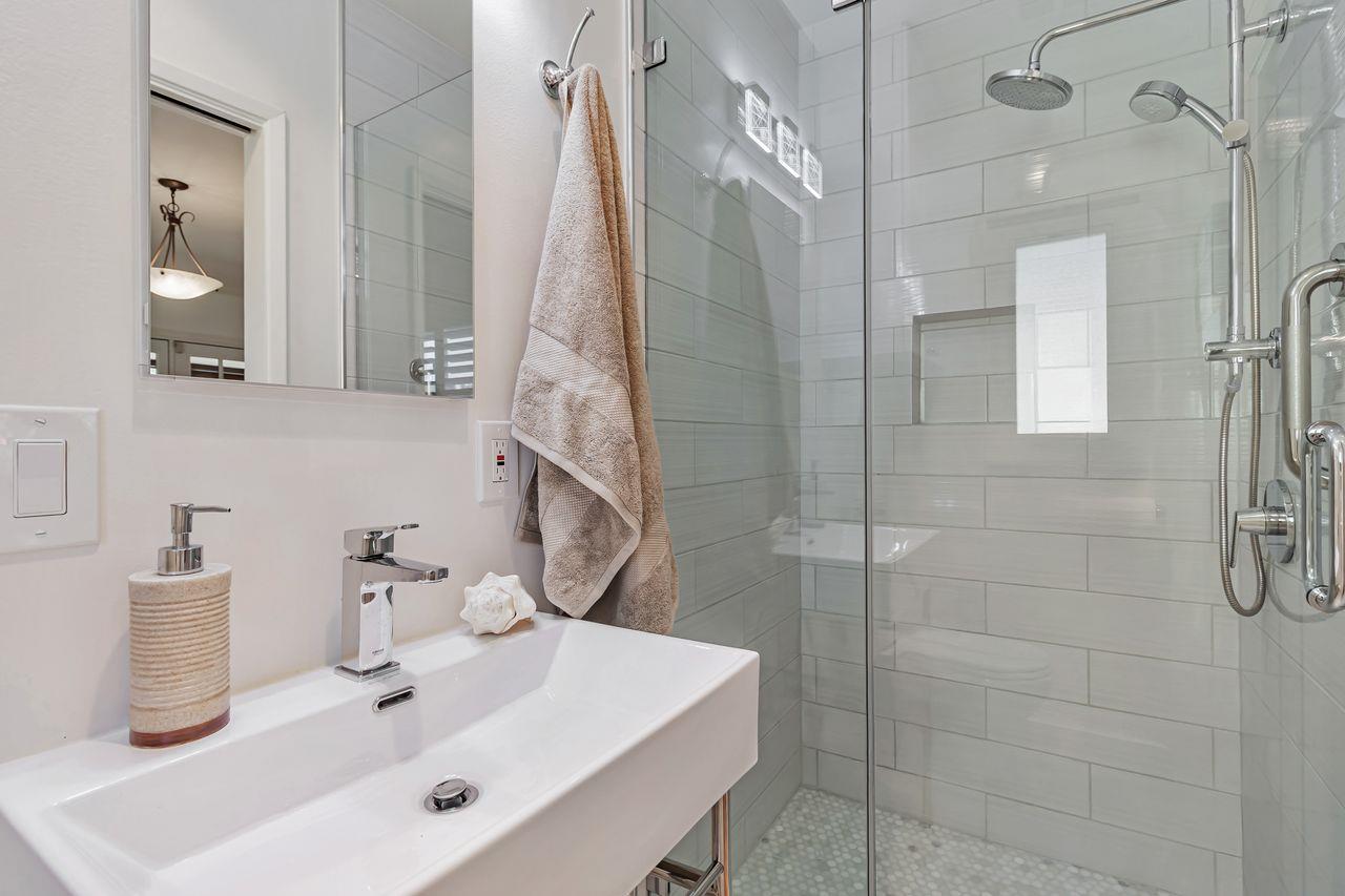 Detail Gallery Image 10 of 45 For 426 27th Ave, San Mateo,  CA 94403 - 4 Beds | 2 Baths