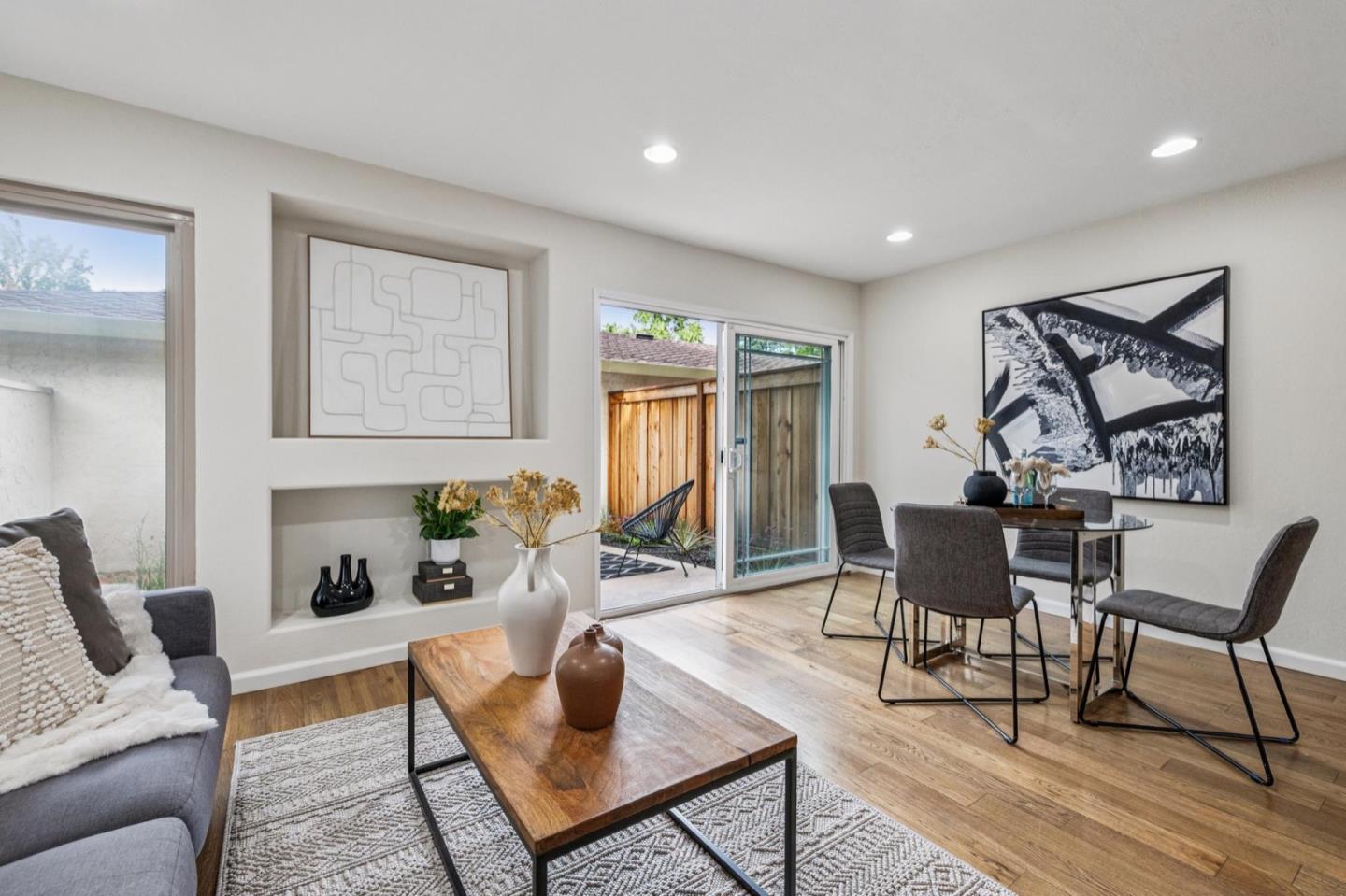 Detail Gallery Image 10 of 55 For 520 Valley Forge Way, Campbell,  CA 95008 - 2 Beds | 2/1 Baths