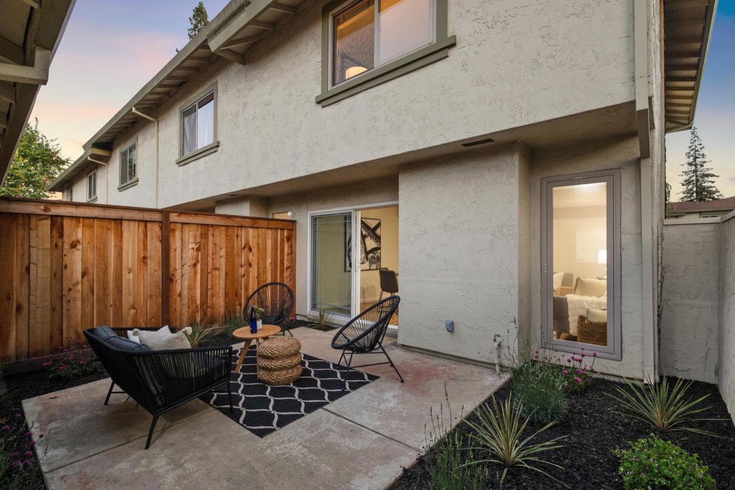 Detail Gallery Image 17 of 55 For 520 Valley Forge Way, Campbell,  CA 95008 - 2 Beds | 2/1 Baths