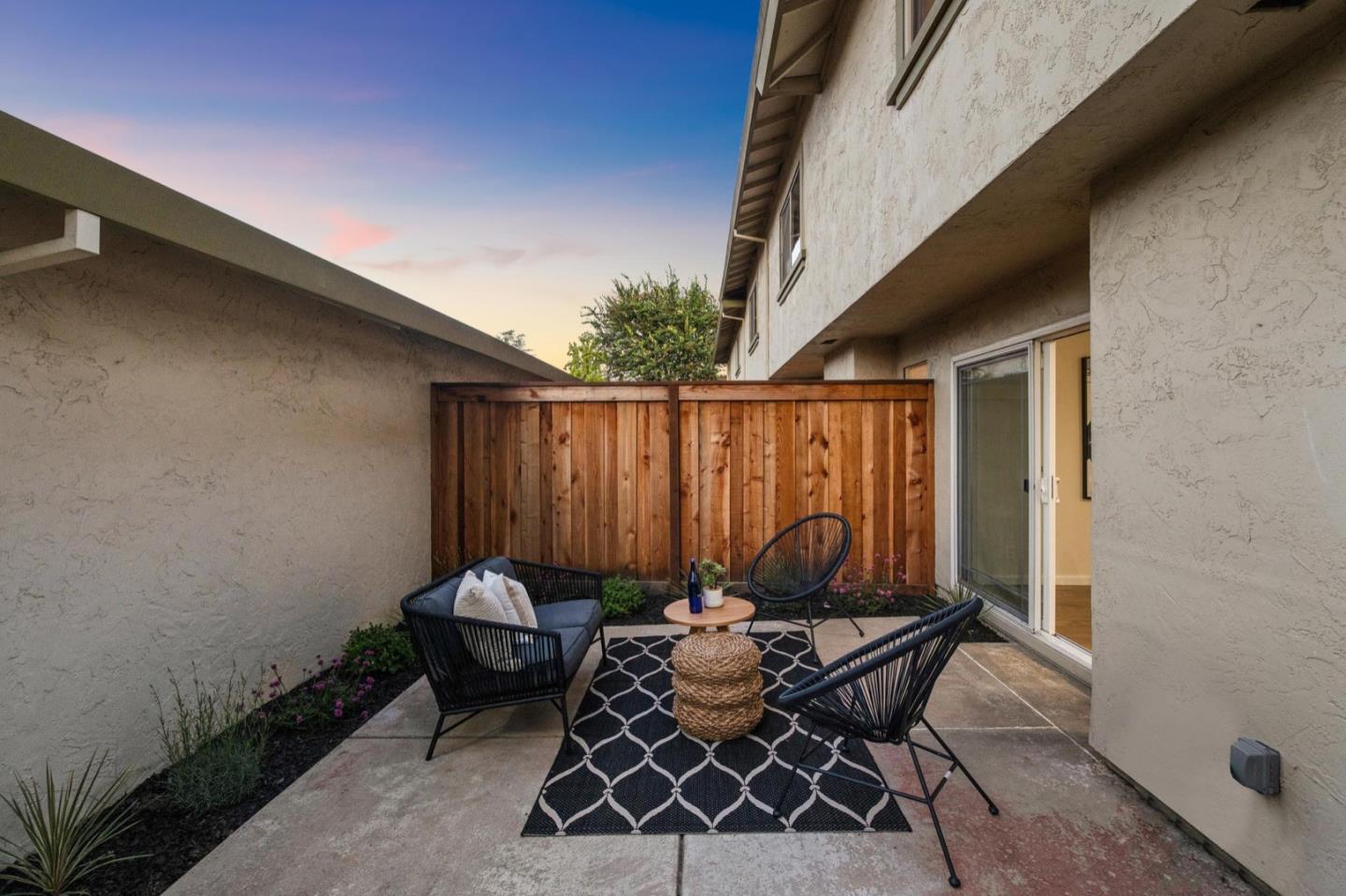 Detail Gallery Image 20 of 55 For 520 Valley Forge Way, Campbell,  CA 95008 - 2 Beds | 2/1 Baths