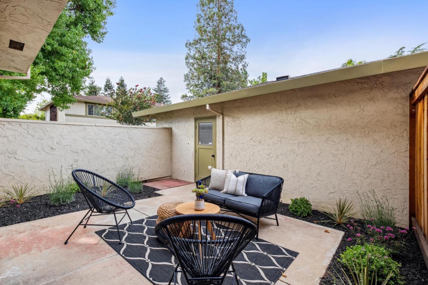 Detail Gallery Image 41 of 55 For 520 Valley Forge Way, Campbell,  CA 95008 - 2 Beds | 2/1 Baths