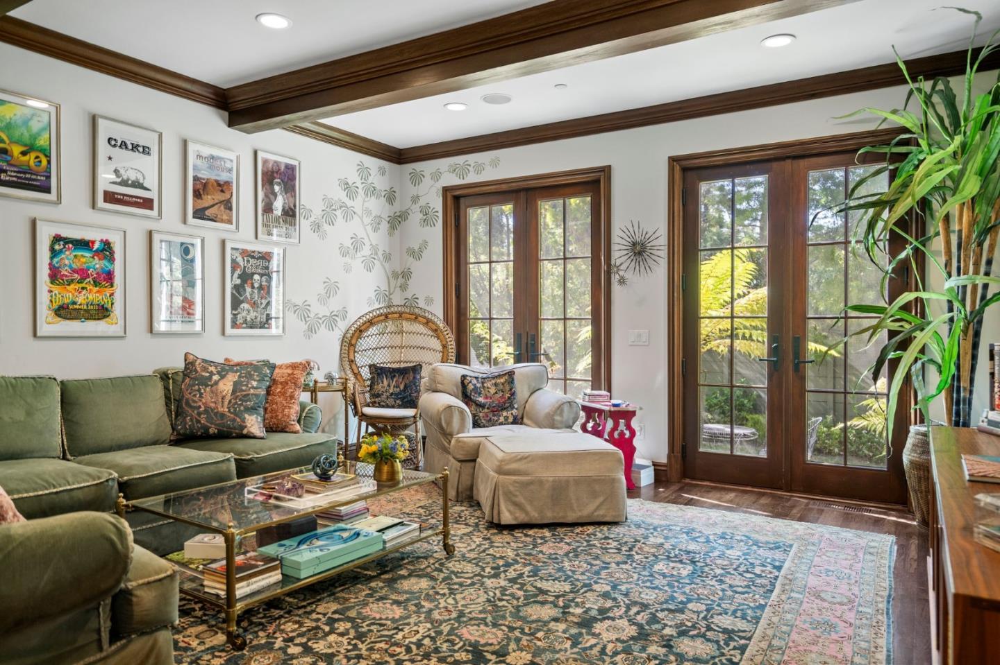 Detail Gallery Image 14 of 58 For 720 Brewer Dr, Hillsborough,  CA 94010 - 6 Beds | 5/2 Baths