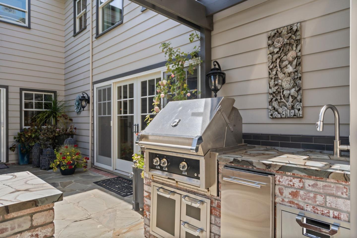 Detail Gallery Image 45 of 58 For 720 Brewer Dr, Hillsborough,  CA 94010 - 6 Beds | 5/2 Baths