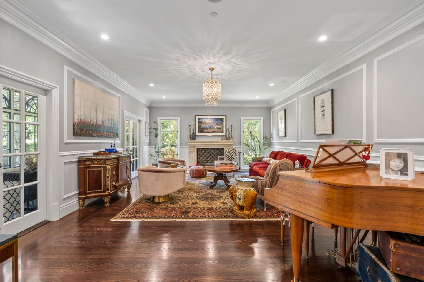 Detail Gallery Image 6 of 58 For 720 Brewer Dr, Hillsborough,  CA 94010 - 6 Beds | 5/2 Baths