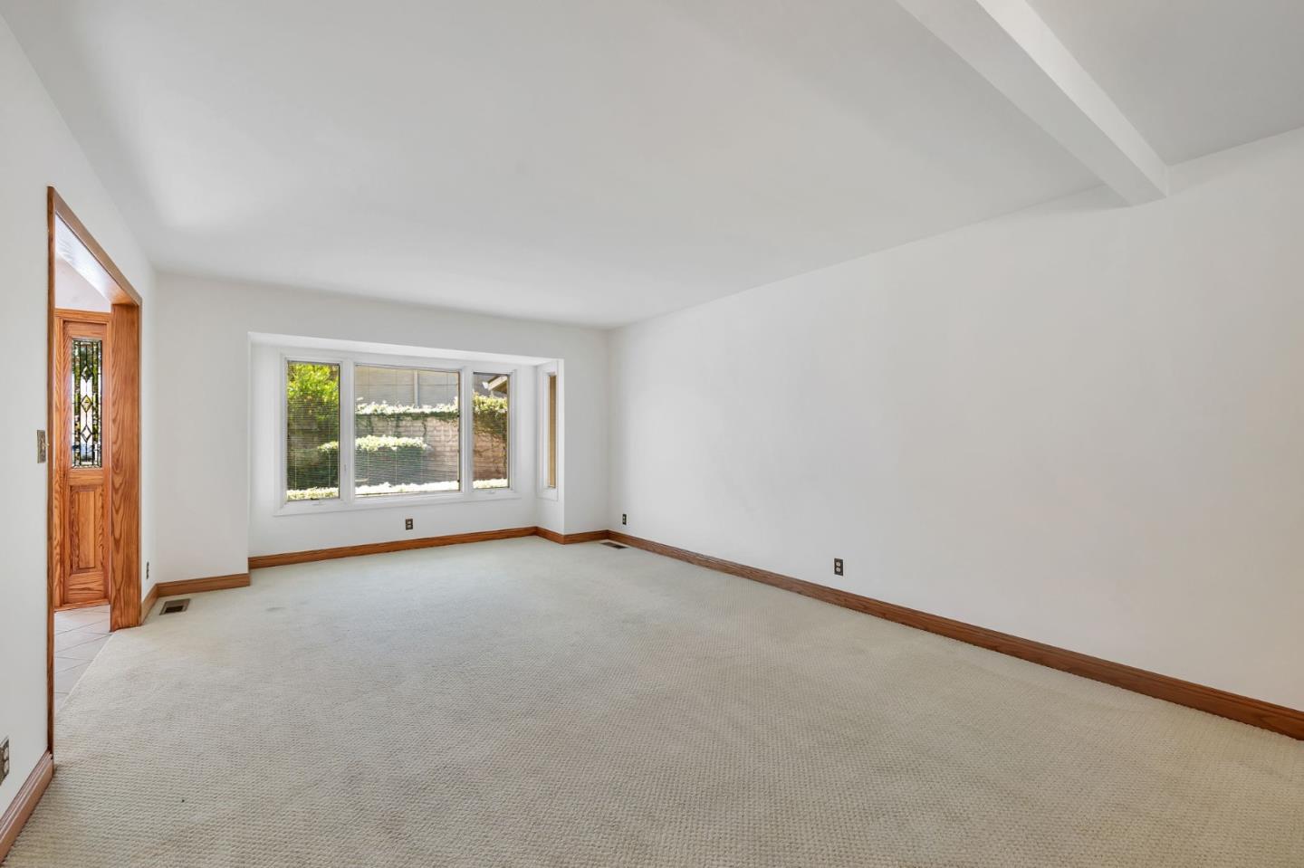 Detail Gallery Image 15 of 47 For 1615 Corte De Callas, San Jose,  CA 95124 - 5 Beds | 2/1 Baths