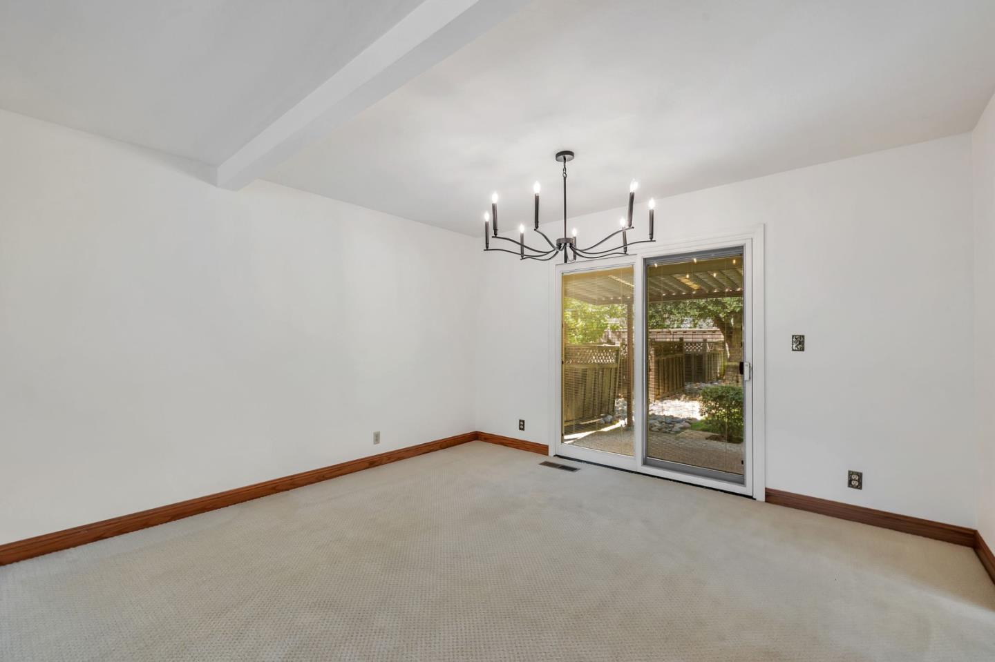 Detail Gallery Image 16 of 47 For 1615 Corte De Callas, San Jose,  CA 95124 - 5 Beds | 2/1 Baths