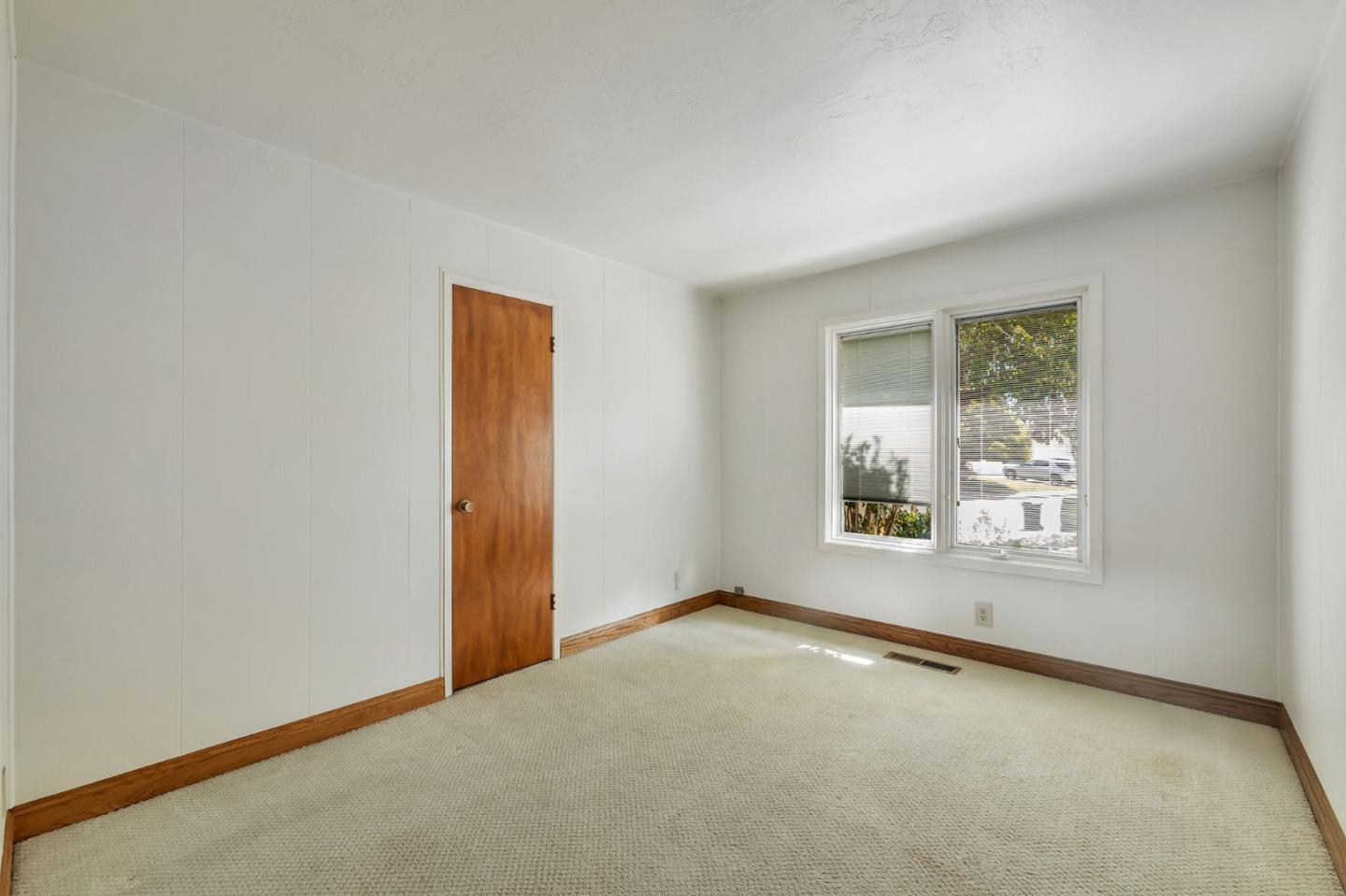 Detail Gallery Image 20 of 47 For 1615 Corte De Callas, San Jose,  CA 95124 - 5 Beds | 2/1 Baths