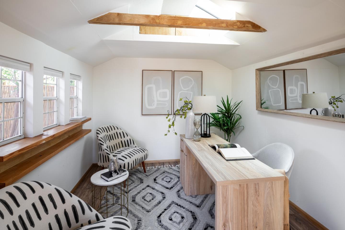 Detail Gallery Image 15 of 24 For 360 Fernando Ave, Palo Alto,  CA 94306 - 2 Beds | 1/1 Baths