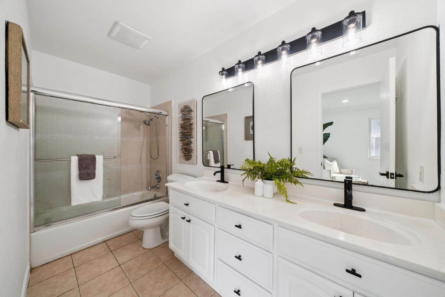 Detail Gallery Image 25 of 50 For 1625 Kentfield Ave, Redwood City,  CA 94061 - 3 Beds | 2/1 Baths