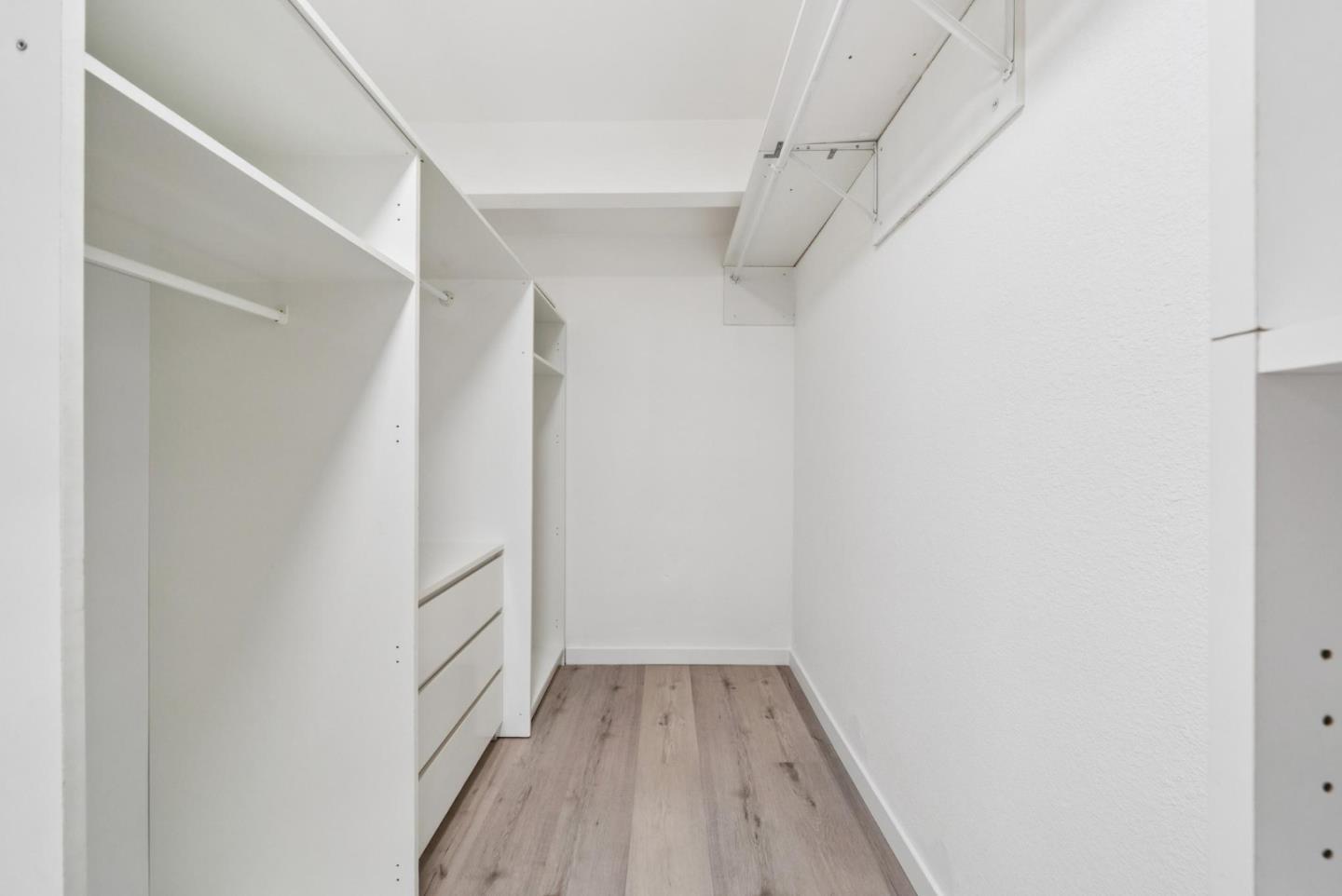 Detail Gallery Image 29 of 50 For 1625 Kentfield Ave, Redwood City,  CA 94061 - 3 Beds | 2/1 Baths