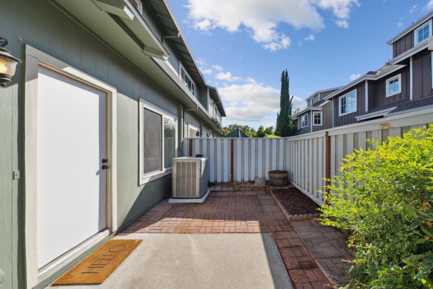 Detail Gallery Image 42 of 50 For 1625 Kentfield Ave, Redwood City,  CA 94061 - 3 Beds | 2/1 Baths