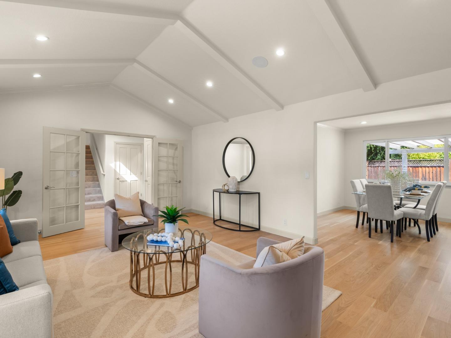 Detail Gallery Image 10 of 56 For 1033 Bright Oak Pl, San Jose,  CA 95120 - 4 Beds | 2/1 Baths