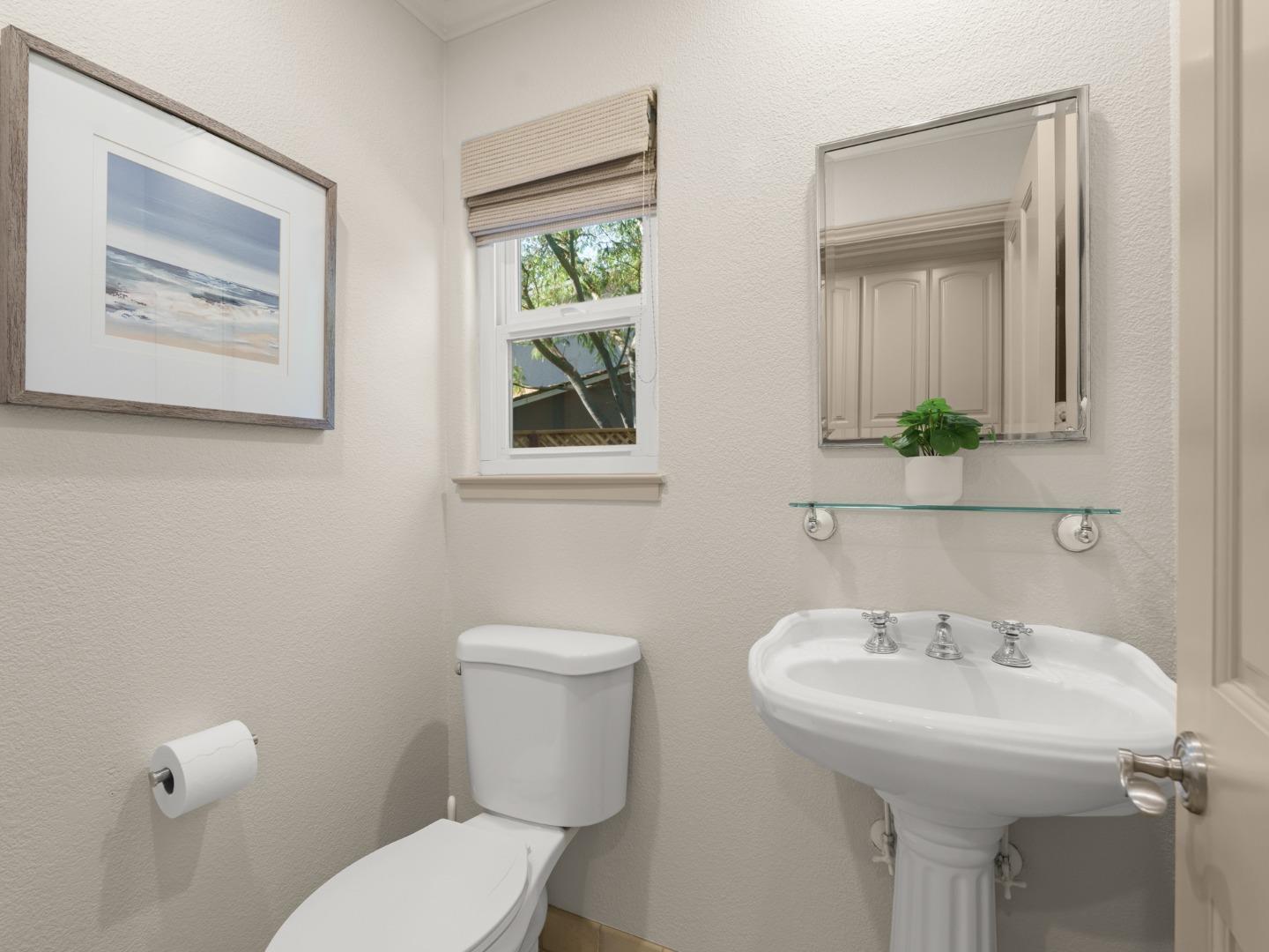 Detail Gallery Image 15 of 56 For 1033 Bright Oak Pl, San Jose,  CA 95120 - 4 Beds | 2/1 Baths
