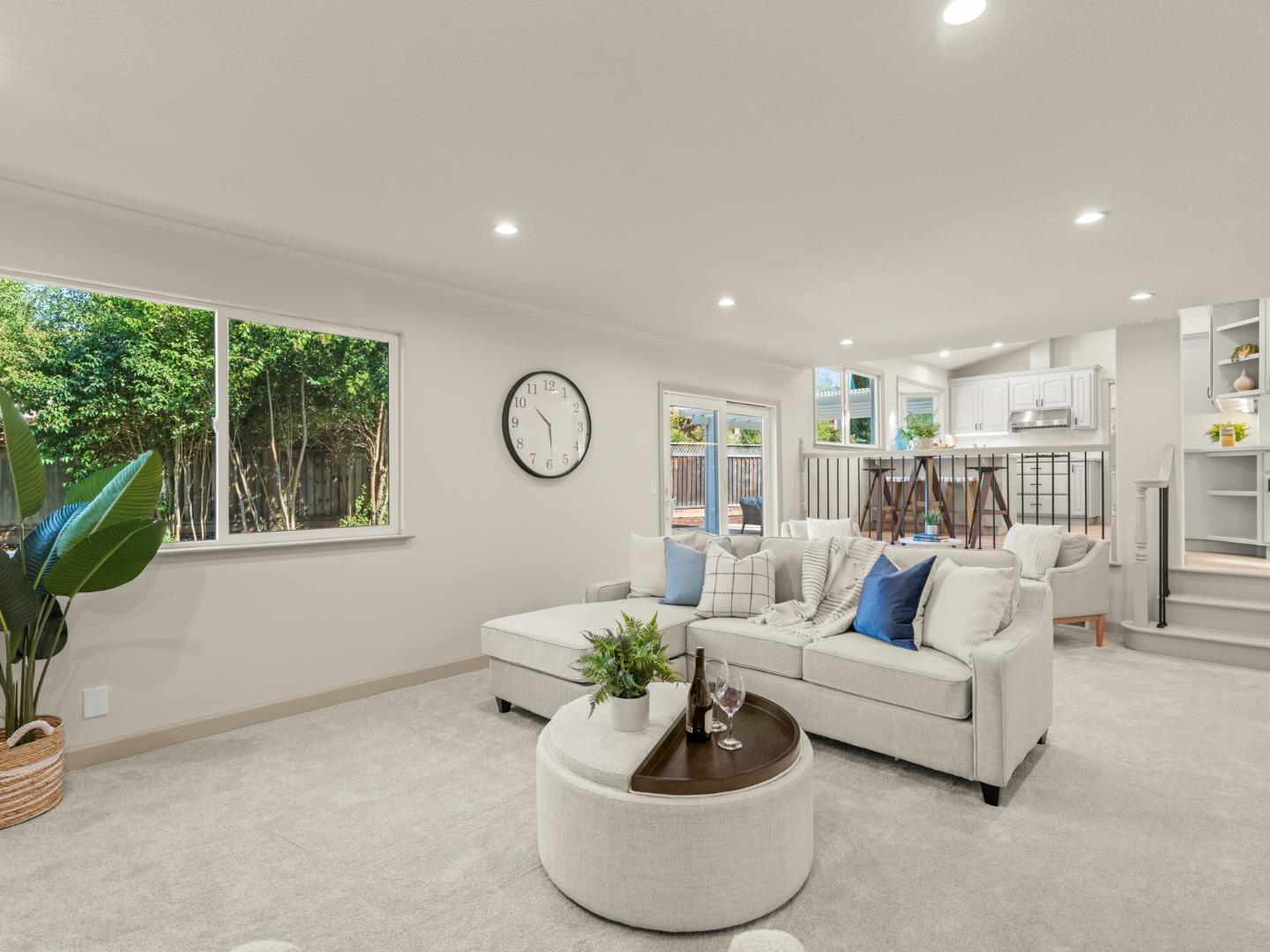 Detail Gallery Image 16 of 56 For 1033 Bright Oak Pl, San Jose,  CA 95120 - 4 Beds | 2/1 Baths