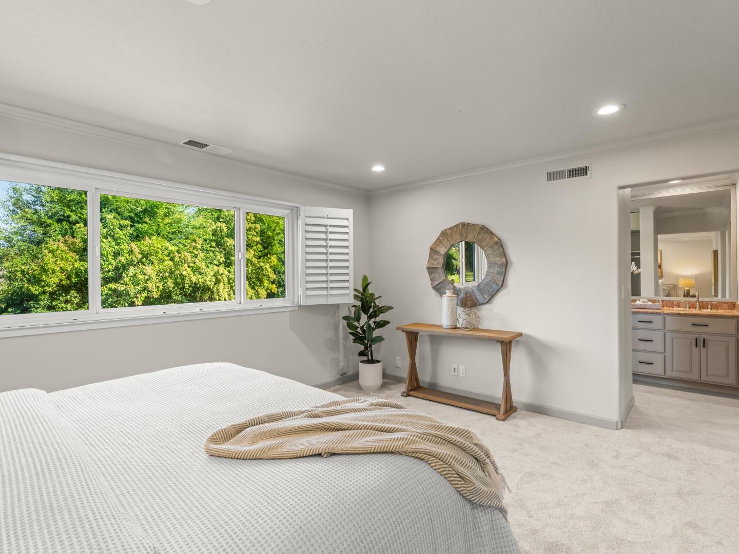 Detail Gallery Image 20 of 56 For 1033 Bright Oak Pl, San Jose,  CA 95120 - 4 Beds | 2/1 Baths