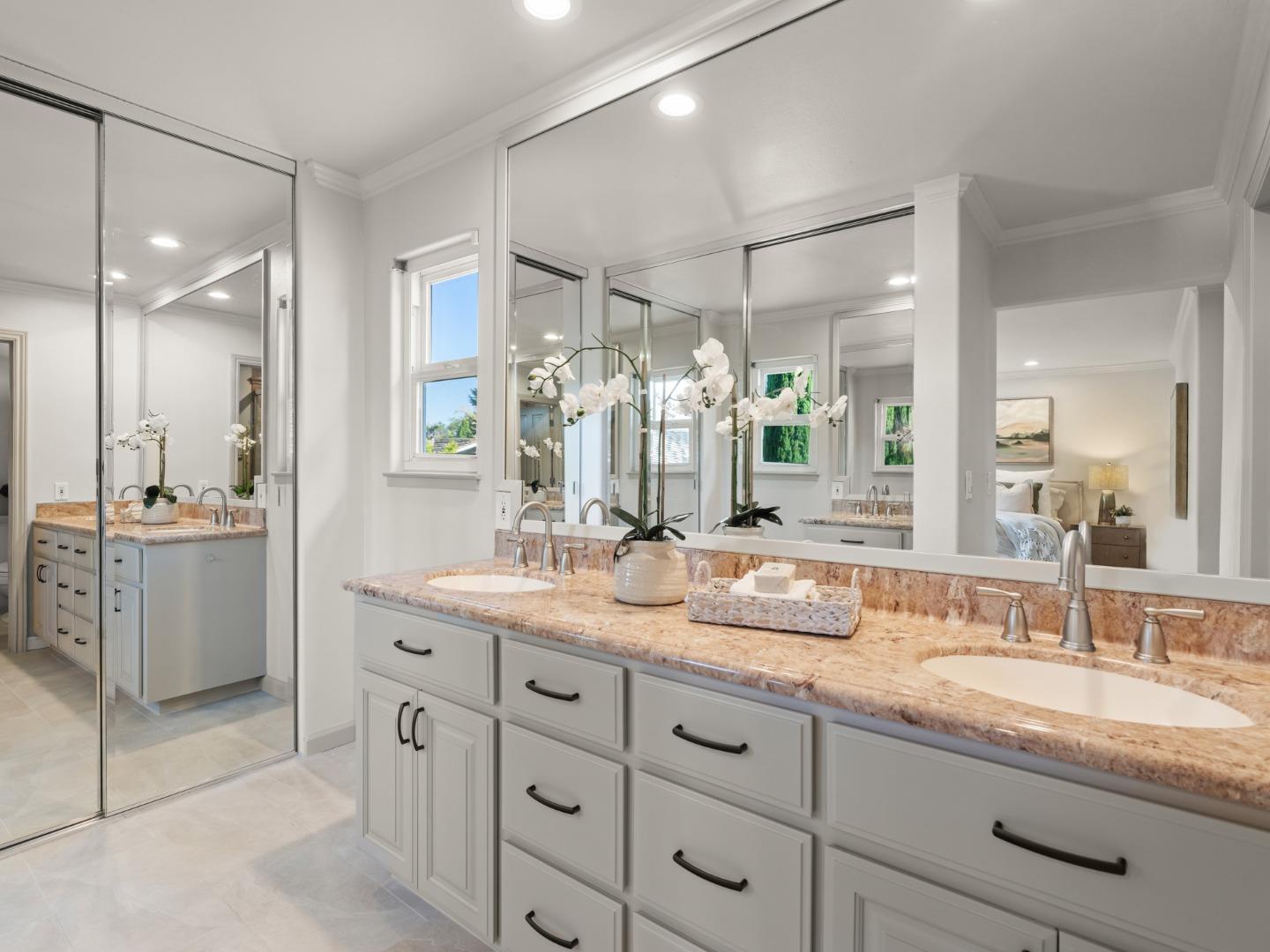 Detail Gallery Image 21 of 56 For 1033 Bright Oak Pl, San Jose,  CA 95120 - 4 Beds | 2/1 Baths