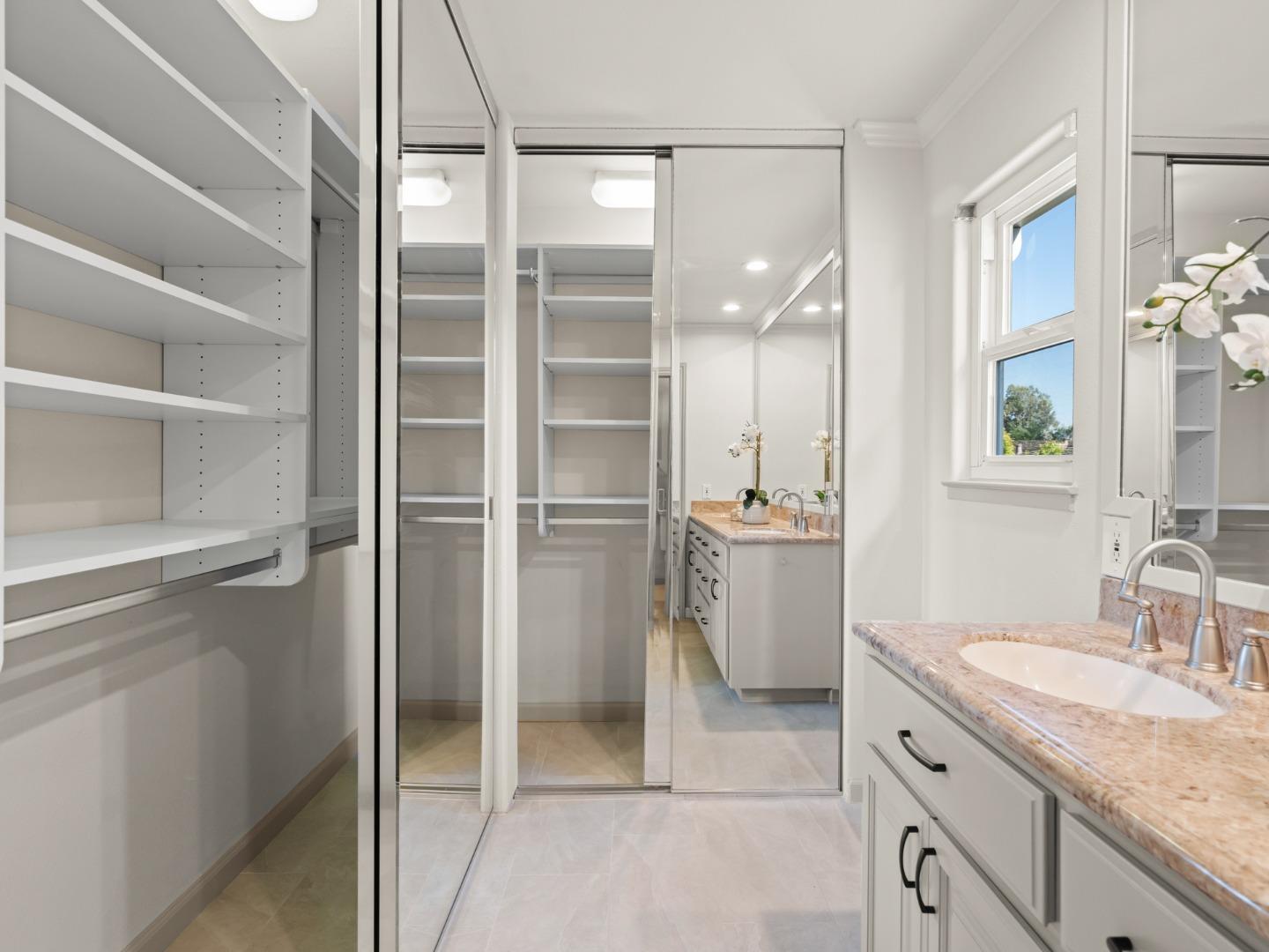 Detail Gallery Image 22 of 56 For 1033 Bright Oak Pl, San Jose,  CA 95120 - 4 Beds | 2/1 Baths