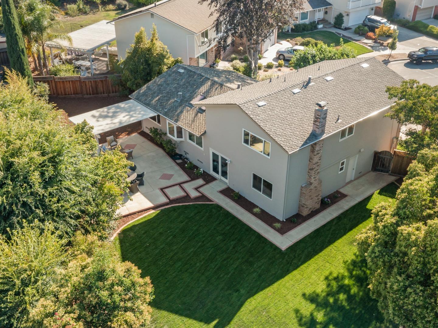 Detail Gallery Image 28 of 56 For 1033 Bright Oak Pl, San Jose,  CA 95120 - 4 Beds | 2/1 Baths