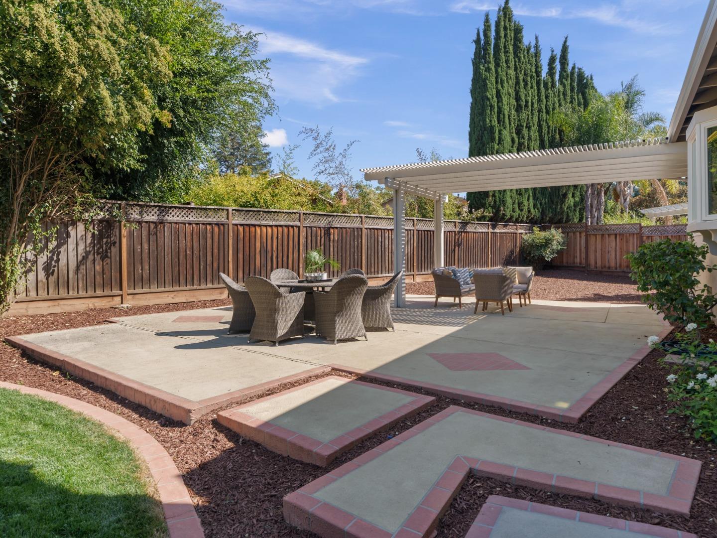 Detail Gallery Image 30 of 56 For 1033 Bright Oak Pl, San Jose,  CA 95120 - 4 Beds | 2/1 Baths
