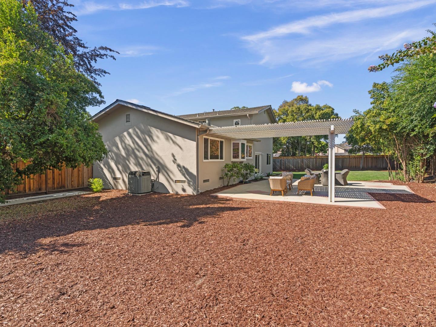 Detail Gallery Image 32 of 56 For 1033 Bright Oak Pl, San Jose,  CA 95120 - 4 Beds | 2/1 Baths