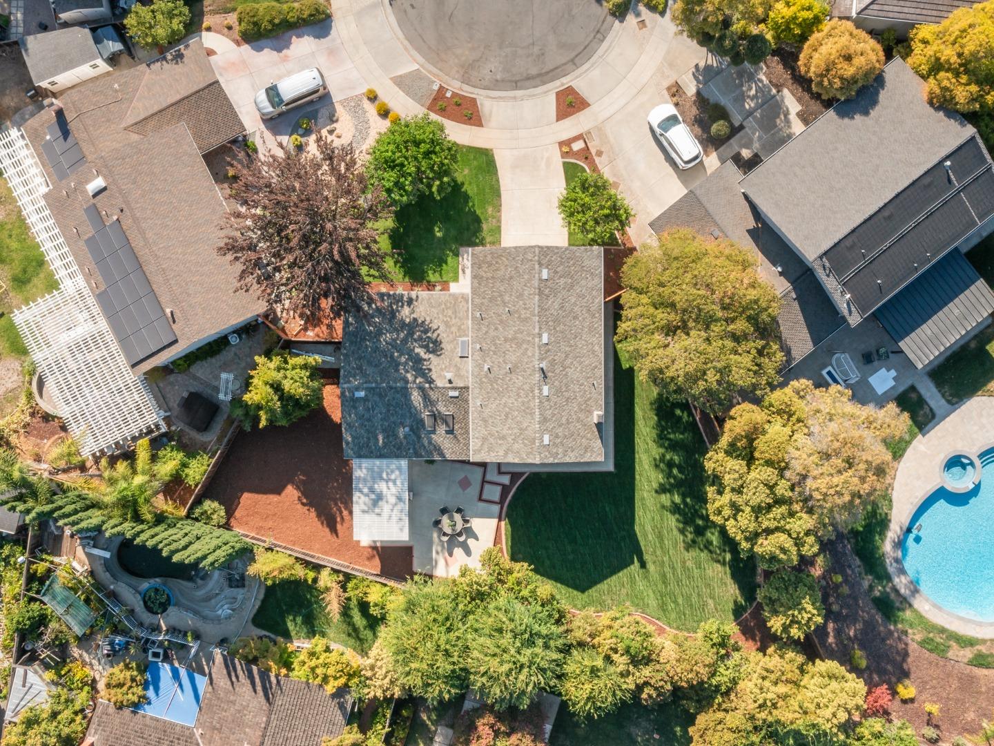 Detail Gallery Image 36 of 56 For 1033 Bright Oak Pl, San Jose,  CA 95120 - 4 Beds | 2/1 Baths