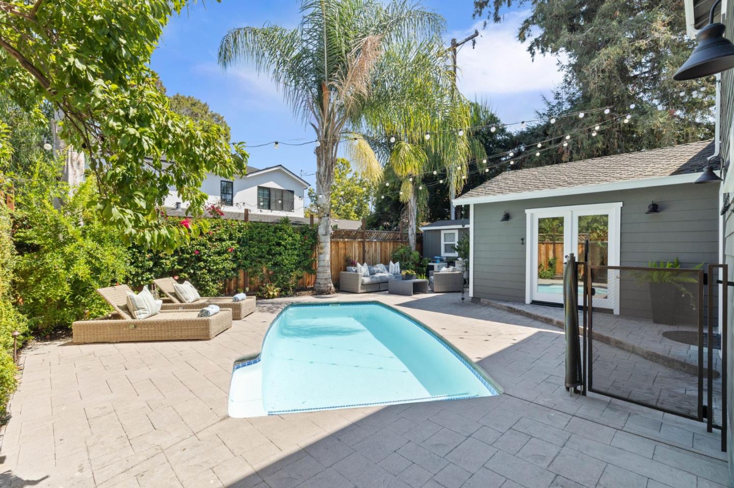 Detail Gallery Image 29 of 33 For 1918 Ellen Ave, San Jose,  CA 95125 - 4 Beds | 3 Baths