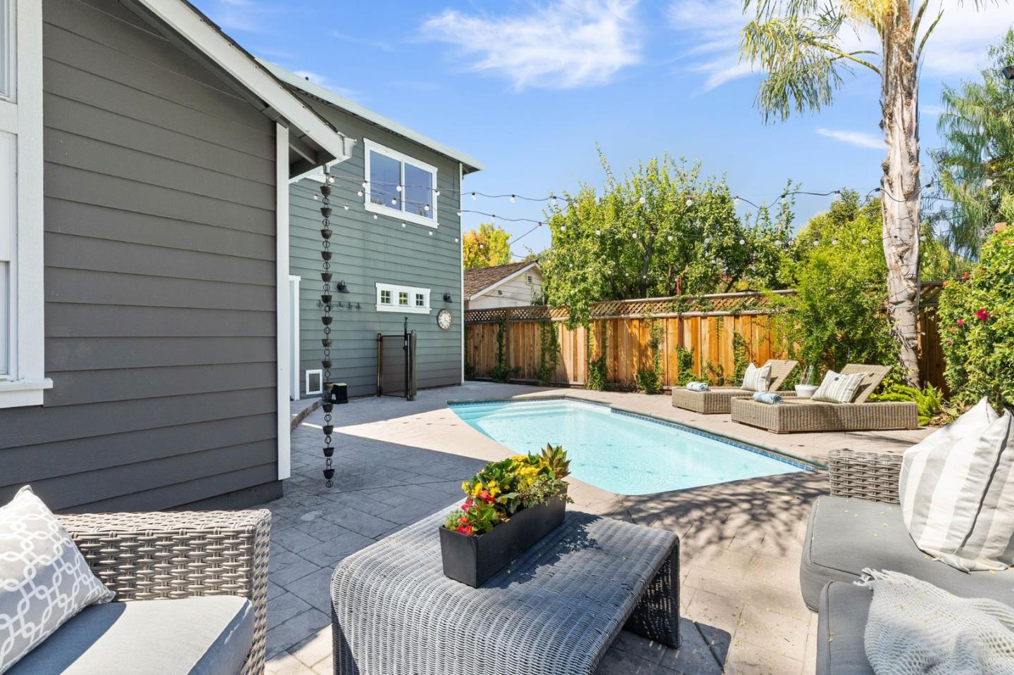 Detail Gallery Image 30 of 33 For 1918 Ellen Ave, San Jose,  CA 95125 - 4 Beds | 3 Baths