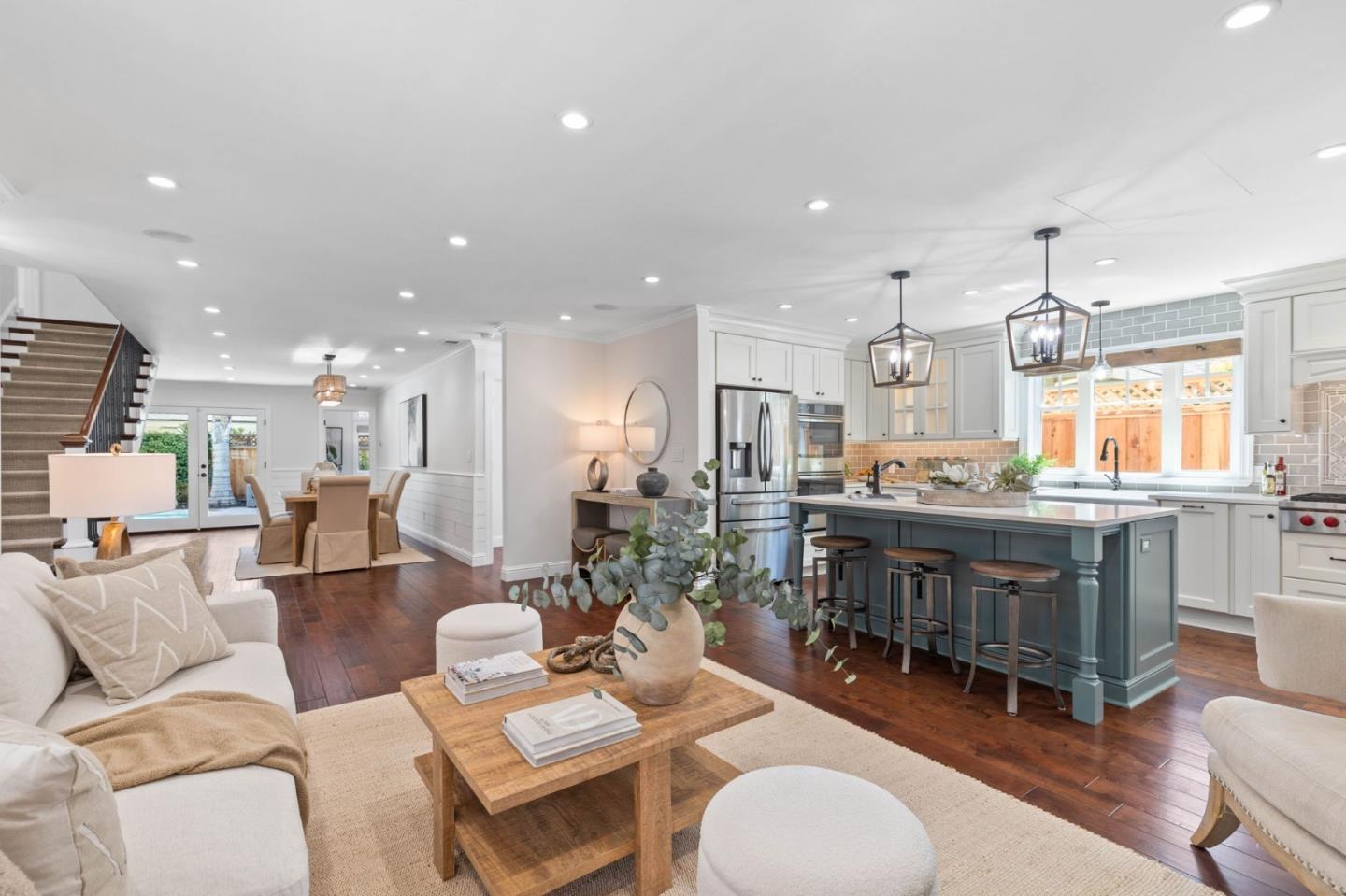 Detail Gallery Image 7 of 33 For 1918 Ellen Ave, San Jose,  CA 95125 - 4 Beds | 3 Baths