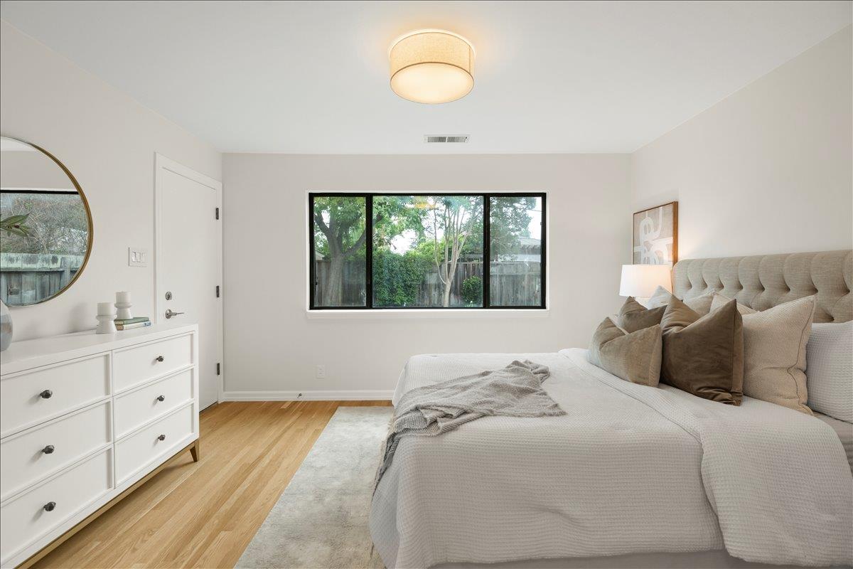 Detail Gallery Image 17 of 42 For 1059 Nilda Ave, Mountain View,  CA 94040 - 3 Beds | 2 Baths
