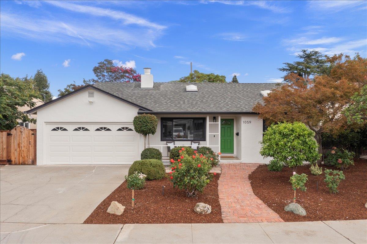 Detail Gallery Image 3 of 42 For 1059 Nilda Ave, Mountain View,  CA 94040 - 3 Beds | 2 Baths