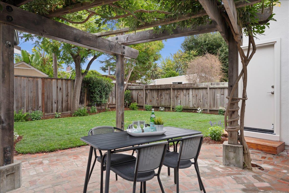 Detail Gallery Image 34 of 42 For 1059 Nilda Ave, Mountain View,  CA 94040 - 3 Beds | 2 Baths