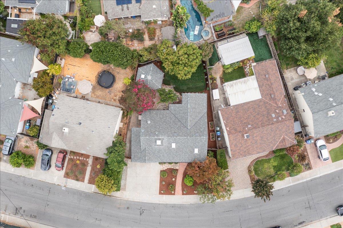 Detail Gallery Image 39 of 42 For 1059 Nilda Ave, Mountain View,  CA 94040 - 3 Beds | 2 Baths
