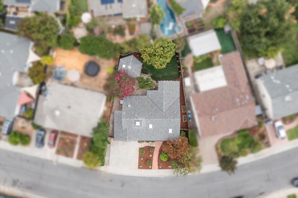 Detail Gallery Image 40 of 42 For 1059 Nilda Ave, Mountain View,  CA 94040 - 3 Beds | 2 Baths