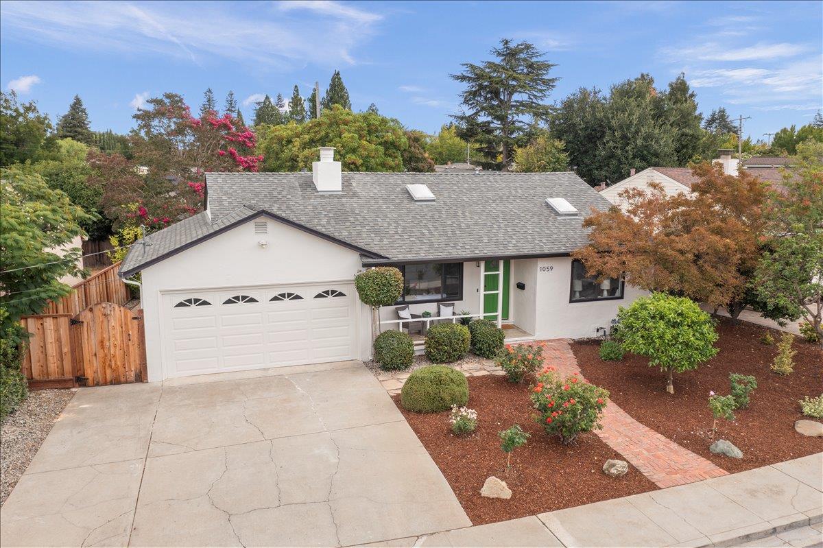 Detail Gallery Image 5 of 42 For 1059 Nilda Ave, Mountain View,  CA 94040 - 3 Beds | 2 Baths