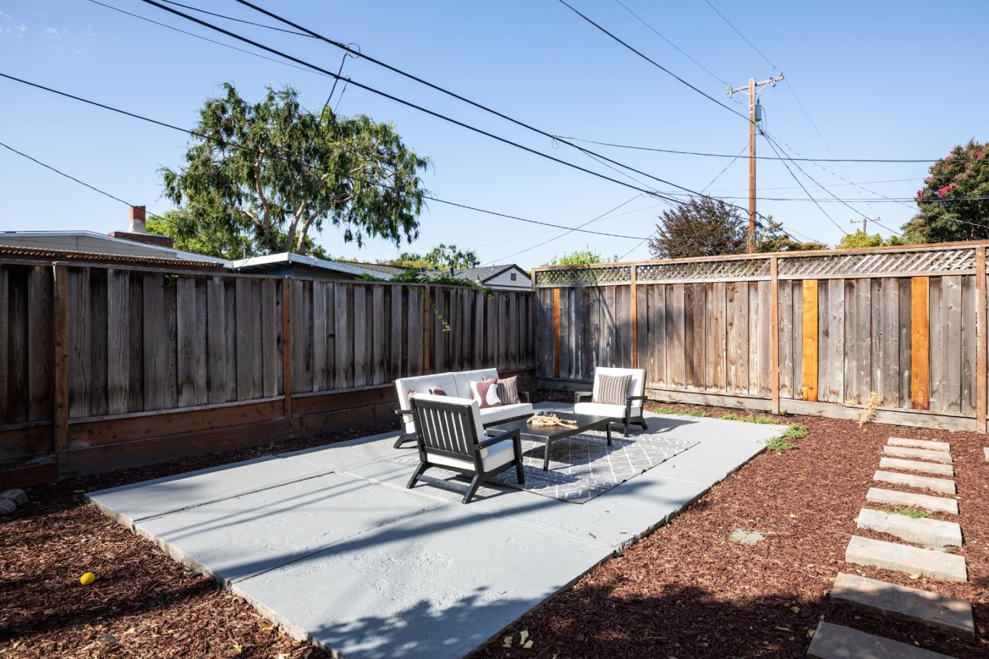 Detail Gallery Image 25 of 29 For 2348 Boxwood Dr, San Jose,  CA 95128 - 5 Beds | 3 Baths